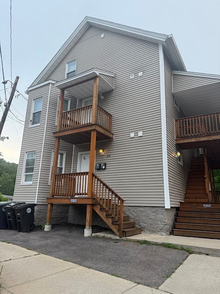 20 Walcott St Unit 1, Southbridge, MA 01550