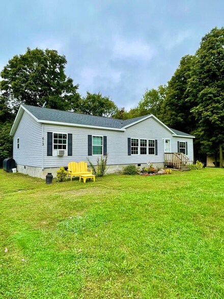 613 Ratta Rd, Chazy, NY 12921