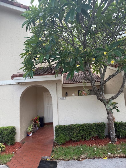 17048 NW 66th Ct, Hialeah, FL 33015