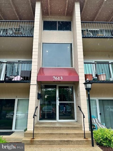 7613 Fontainebleau Dr Unit 2110, New Carrollton, MD 20784