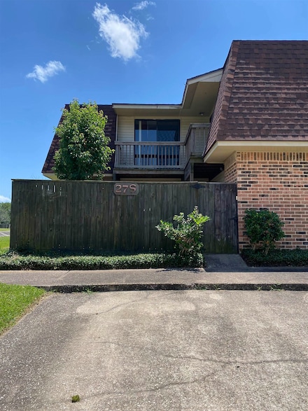 1212 N Major Dr, Beaumont, TX 77706