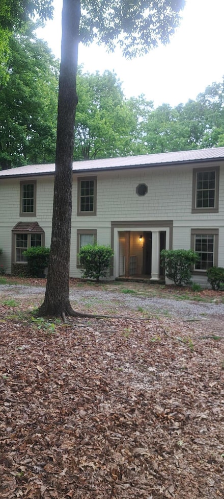 665 Scott Rd, Signal Mountain, TN 37377