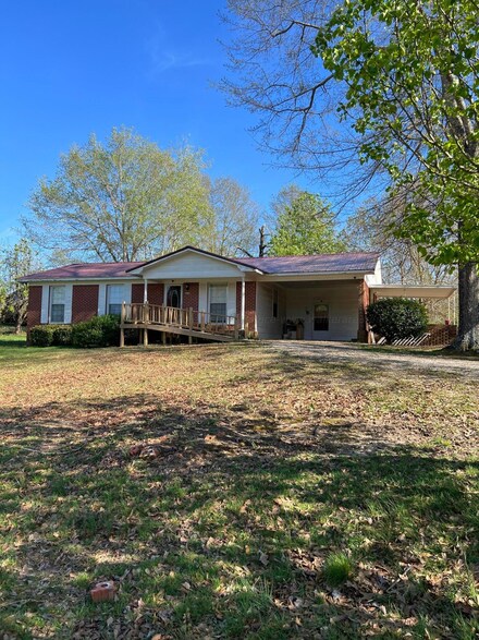 1839 Alabama 17, Hamilton, AL 35570