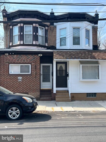 1737 S 6th St, Camden, NJ 08104