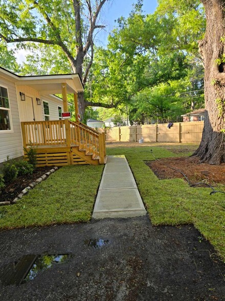 161 Stratton Dr, North Charleston, SC 29420
