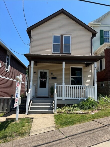 715 Grant St, Monongahela, PA 15063
