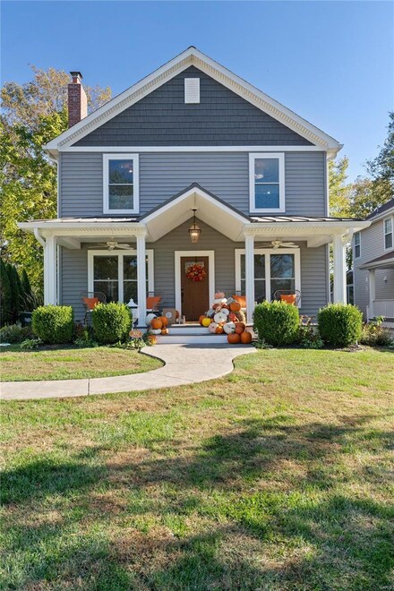 302 Reavis Place, Saint Louis, MO 63119