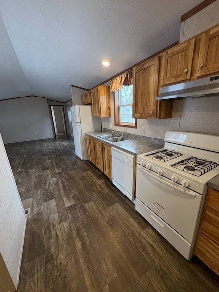 328 W 53rd St Unit 18, Anderson, IN 46013