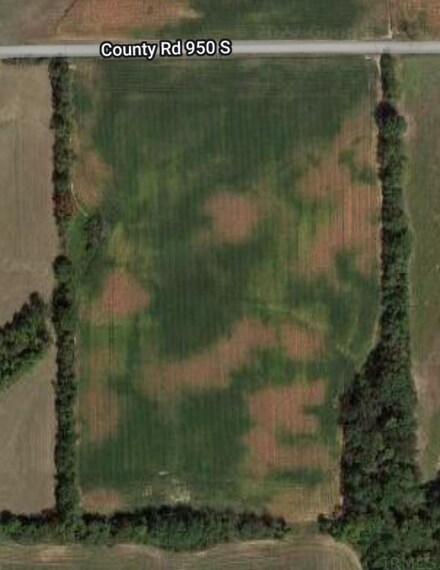 950 S Rangeline Rd, Clinton, IN 47842