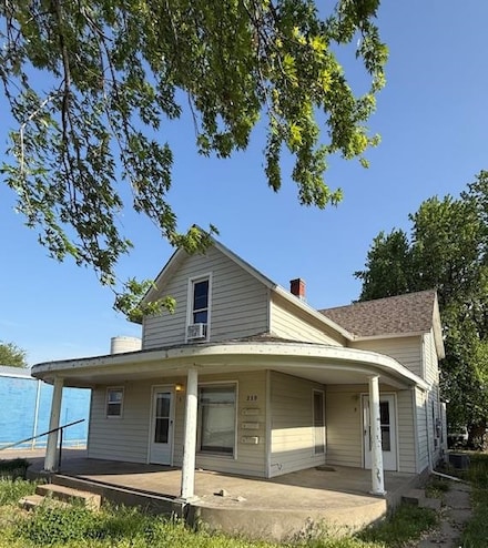 219 W 4th St, Larned, KS 67550
