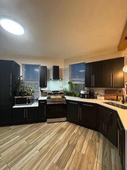 9121 S Mackinaw Ave Unit 2, Chicago, IL 60617