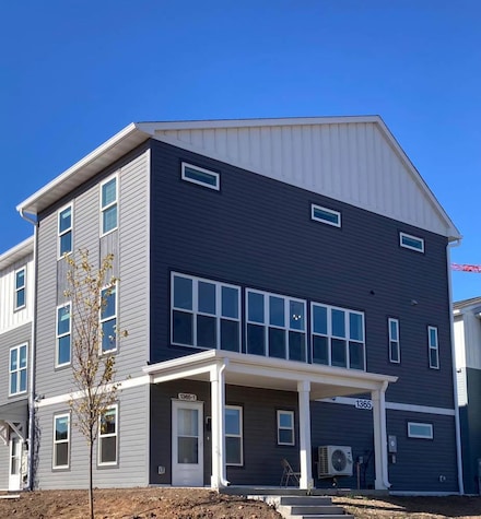 1365 Howard St N Unit 1, Saint Paul, MN 55119