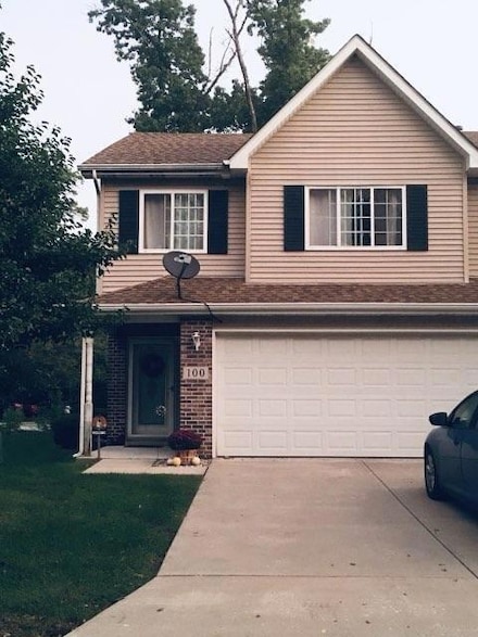 100 Debie Ln, Hobart, IN 46342