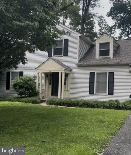 76 E Rose Tree Rd, Media, PA 19063