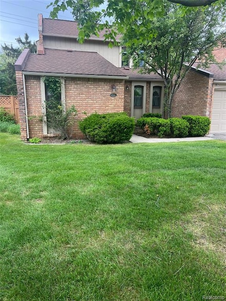 2906 Moon Lake Dr, West Bloomfield, MI 48323