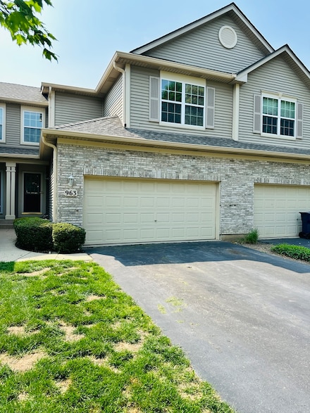 963 Oak Ridge Blvd, Elgin, IL 60120