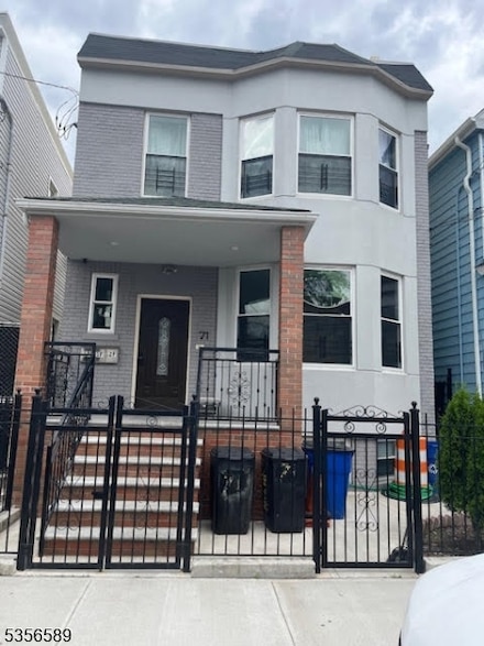 71 Irving St, Newark, NJ 07104