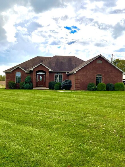 434 E Evans Rd, Tollesboro, KY 41189