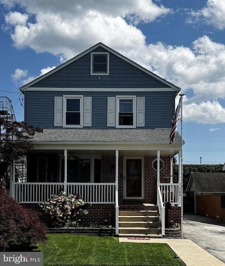 704 13th Ave, Prospect Park, PA 19076
