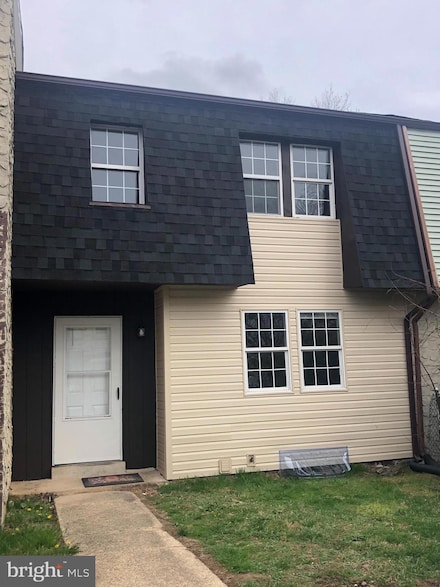 1205 Flanders Way, Newark, DE 19702