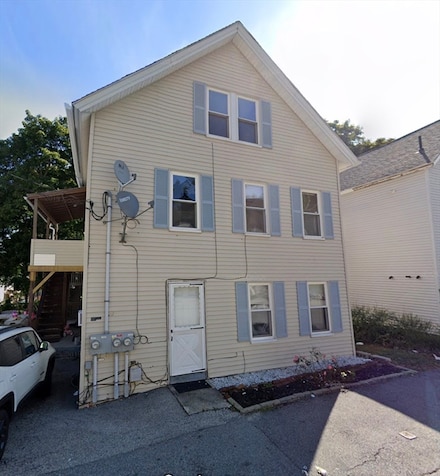 5 Thenius St Unit 2, Worcester, MA 01607