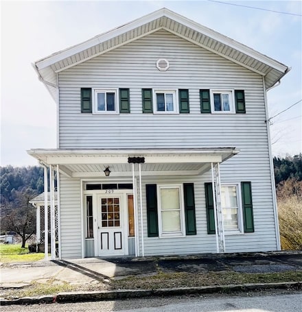 209 Main St, Emlenton, PA 16373