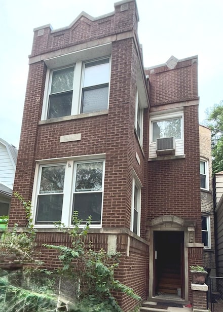 1406 W Hollywood Ave, Chicago, IL 60660