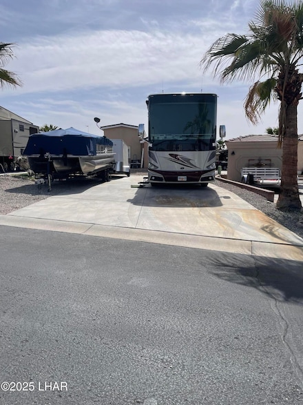 1905 Victoria Farms Rd, Lake Havasu City, AZ 86404