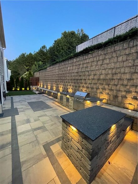 6327 Barker Station Walk, Sugar Hill, GA 30518