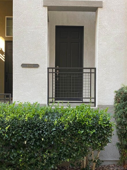 8885 Promenade North Place, San Diego, CA 92123