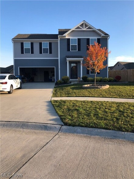 119 Lakeview Cir, Amherst, OH 44001