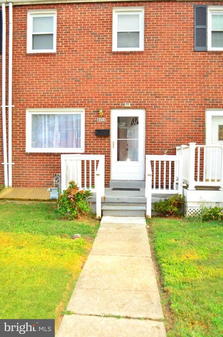 8175 Mid Haven Rd, Dundalk, MD 21222