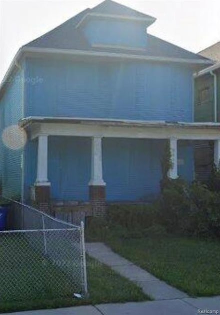5424 Iroquois St, Detroit, MI 48213