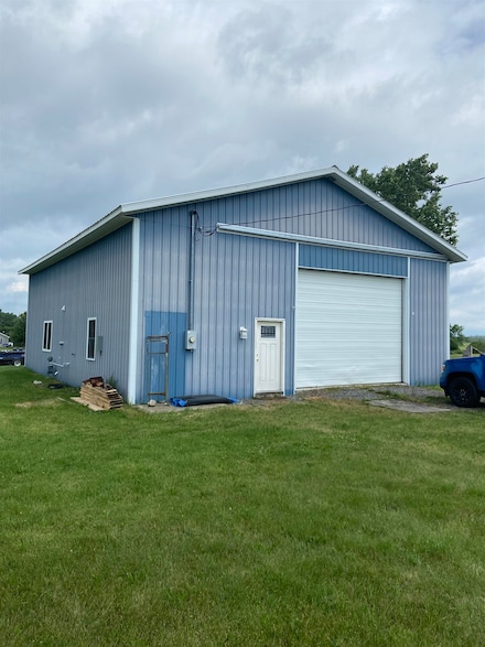 227 S Grasse River Rd, Massena, NY 13662