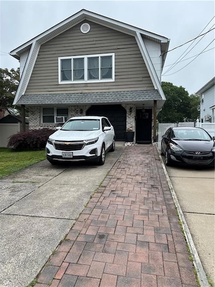 311 Giffords Ln, Staten Island, NY 10308