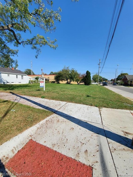 7410 Barrie St, Dearborn, MI 48126
