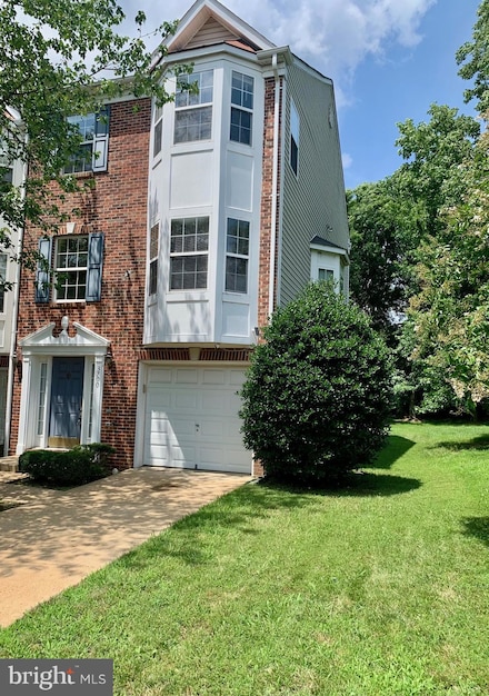 3700 Matura Ln, Woodbridge, VA 22192