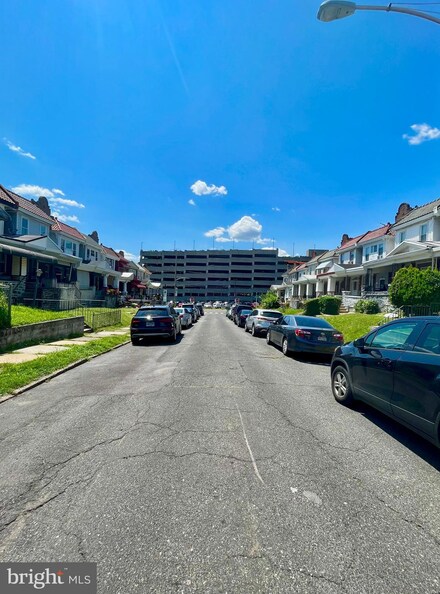 5634 N Camac St, Philadelphia, PA 19141