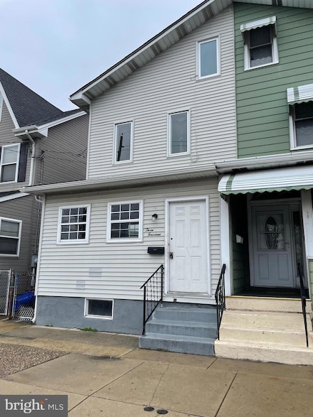 314 N Broadway, Gloucester City, NJ 08030