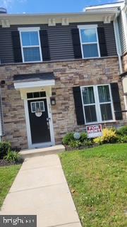 4016 Grove Point Dr, Richmond, VA 23223