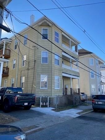 44 Woodlawn St, New Bedford, MA 02744