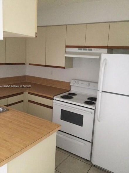 17580 NW 67th Place Unit F1, Hialeah, FL 33015