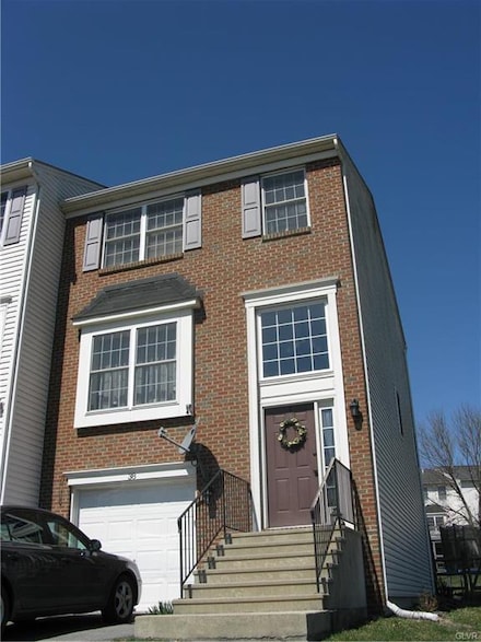 38 Green St, Freemansburg, PA 18017