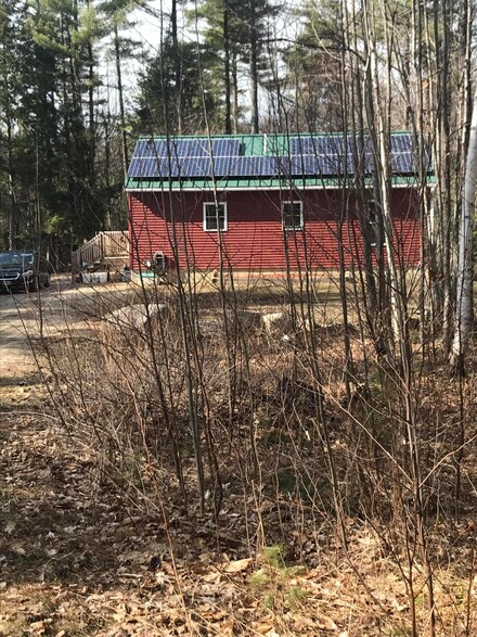 63 Quaker Ridge Rd, Casco, ME 04015