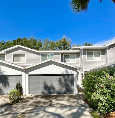 9211 Jakes Path, Largo, FL 33771