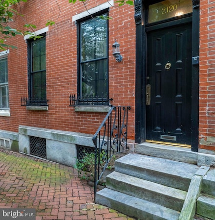 2120 Mount Vernon St, Philadelphia, PA 19130