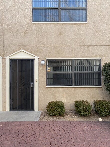 6041 Sequoia Rd NW Unit D-12, Albuquerque, NM 87120