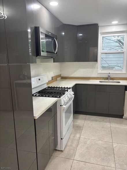 360 W South Orange Ave, South Orange, NJ 07079