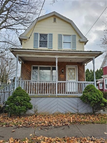 2905 Walnut Ave, Niagara Falls, NY 14301