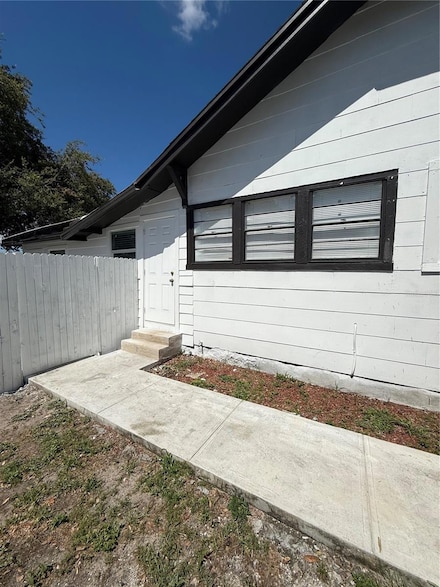 3124 W Ivy St Unit B, Tampa, FL 33607